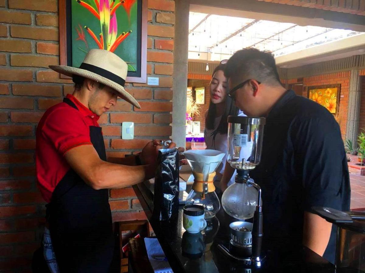 Finca Del Cafe - Casa Typica Santa Rosa de Cabal Ngoại thất bức ảnh