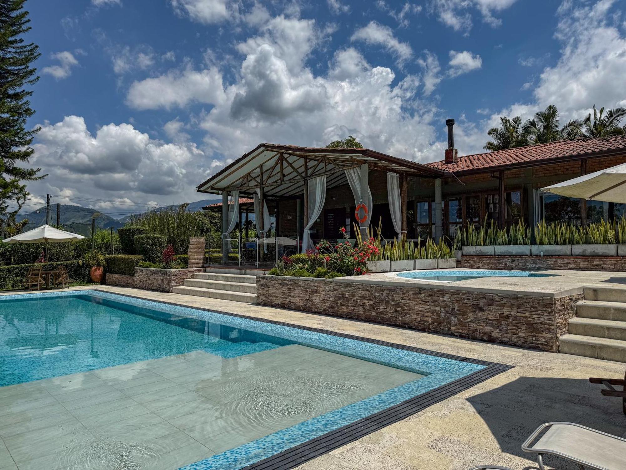 Finca Del Cafe - Casa Typica Santa Rosa de Cabal Ngoại thất bức ảnh